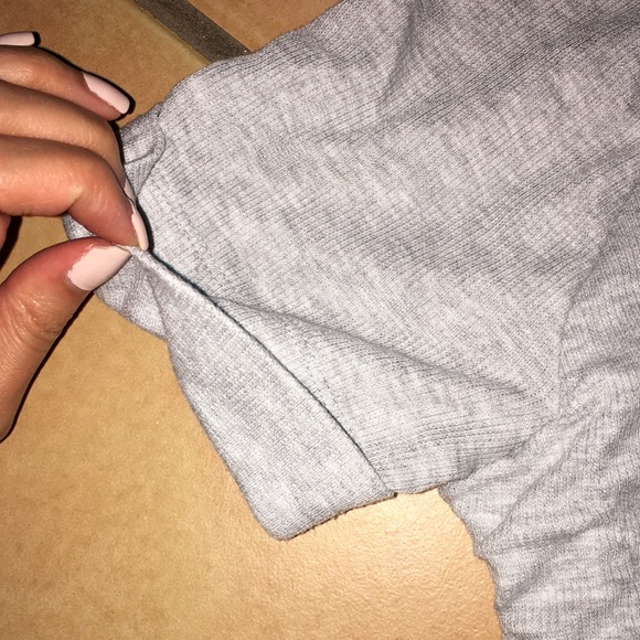 Like New Gray/ Grey Gianni Bini Scrunched Up Side Ribbon Dress - Picture 4 of 6